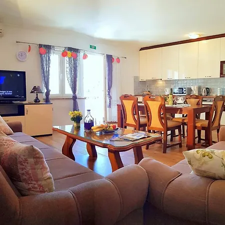 Apt Envia Apartment Makarska