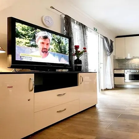 Apt Envia Makarska